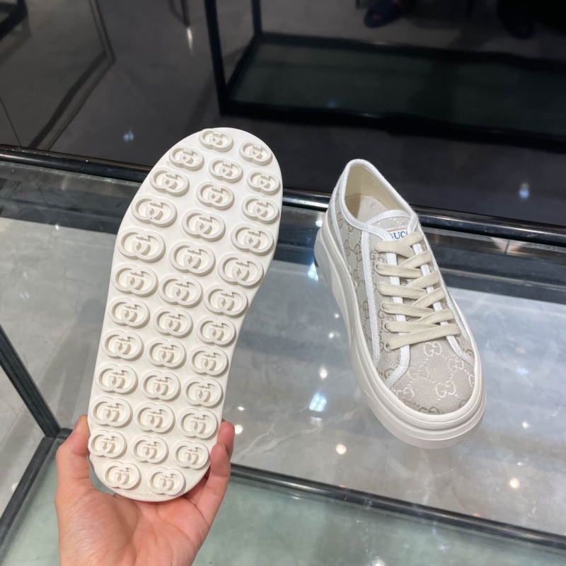 Gucci Casual Shoes